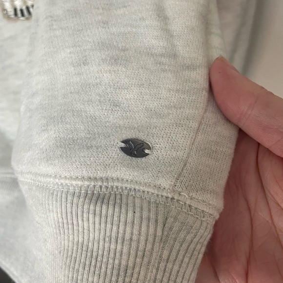 American Eagle Festive Bear Pullover Sweater Size Medium - Picture 3 of 8